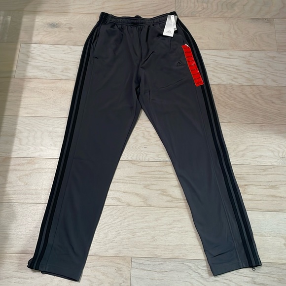 Adidas joggers - Picture 1 of 4